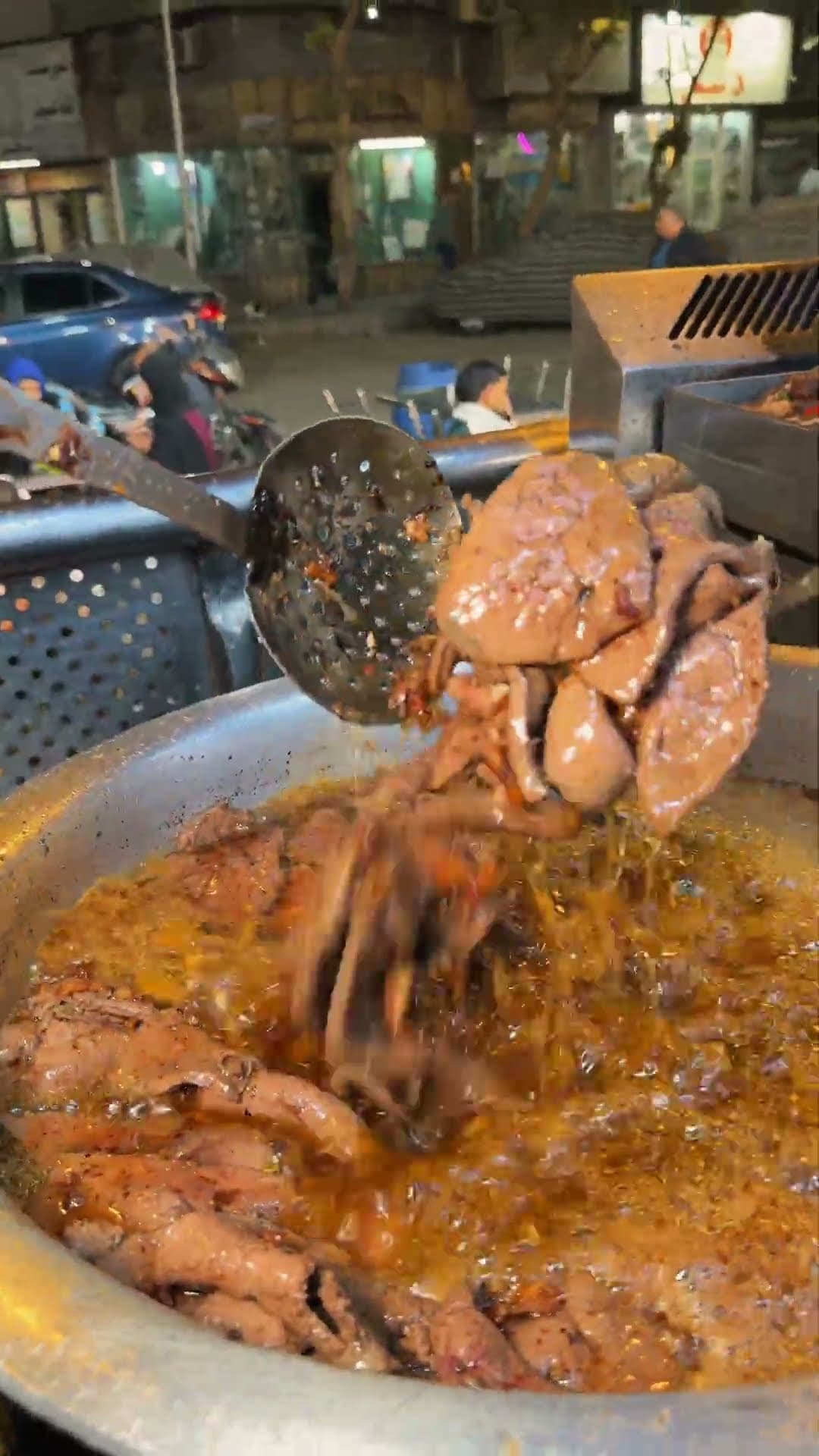 مطعم المدينة ملك المشكل 👑