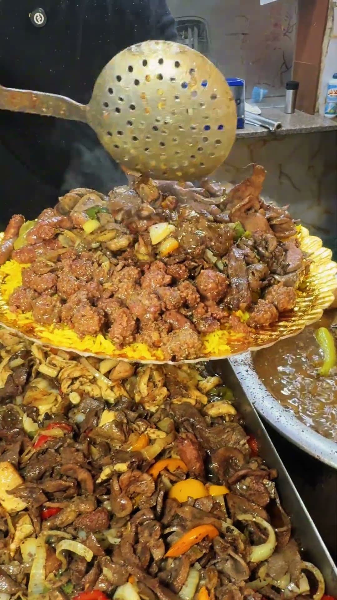 مطعم المدينة ملك المشكل 👑